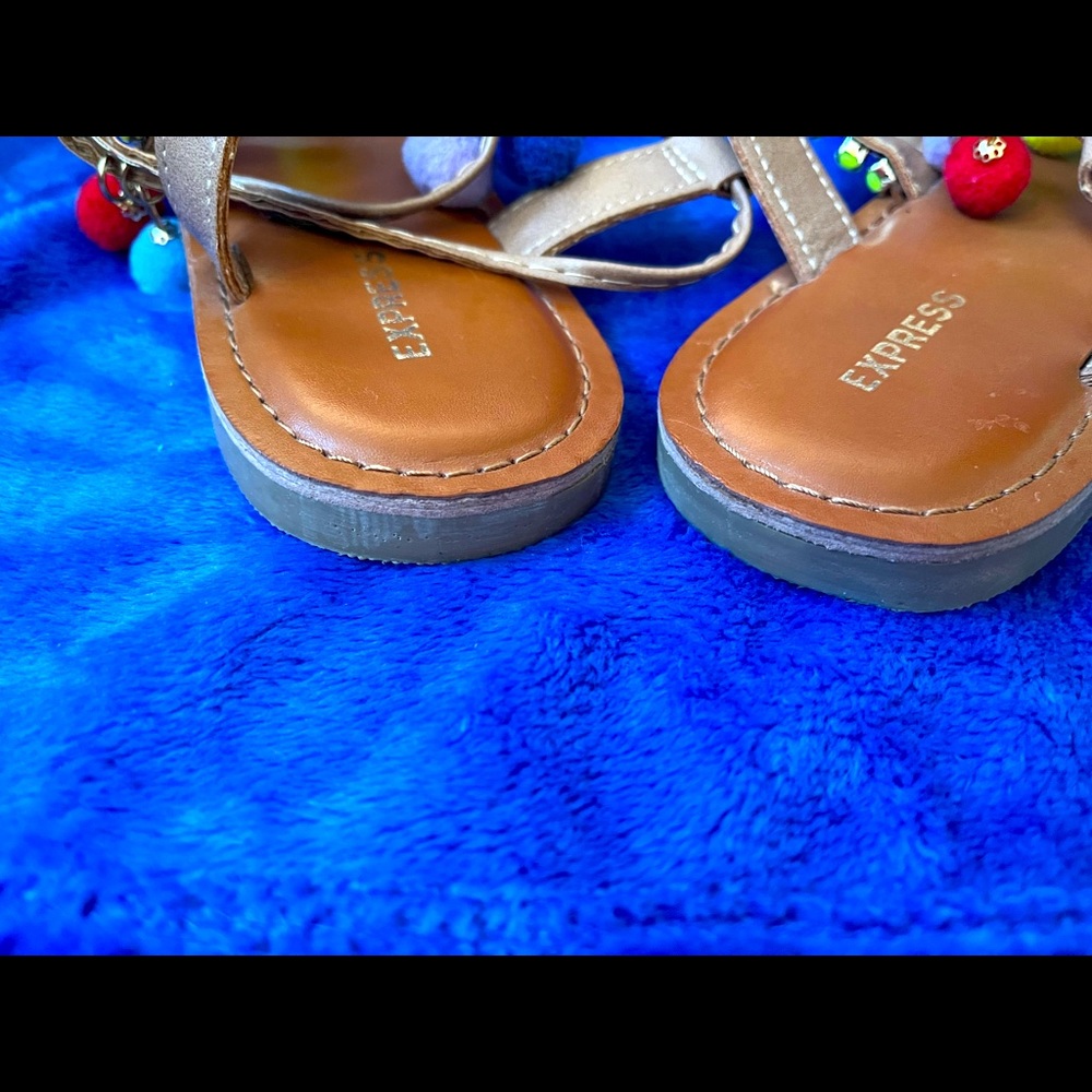 EXPRESS SANDALS - Picture 3 of 5